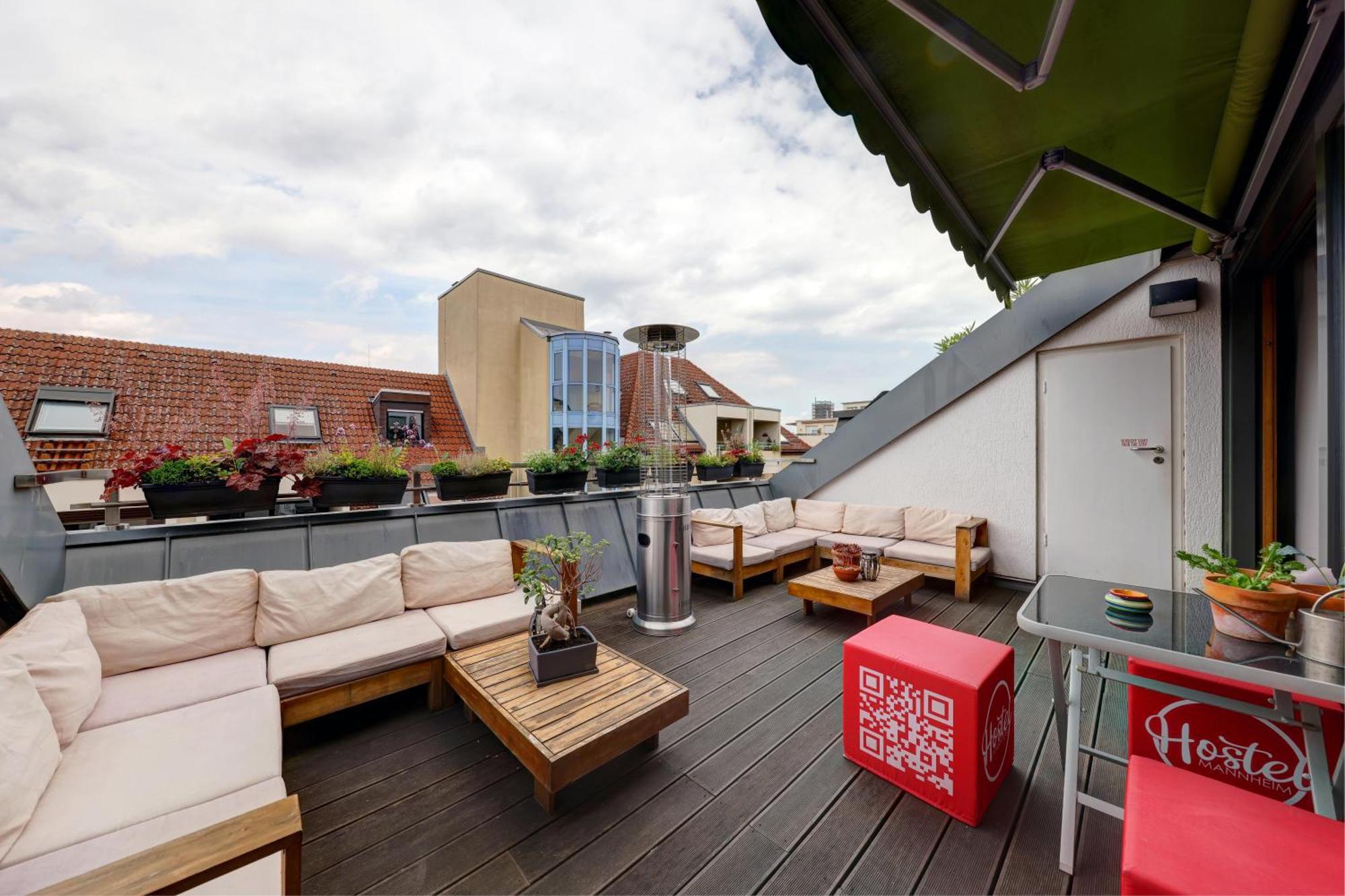 Hostel Mannheim Luaran gambar Rooftop terrace